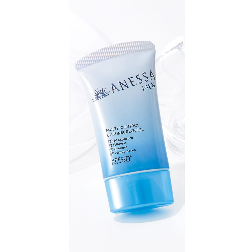 アネッサ マルチ コントロール UV ジェル SPF50＋・PA＋＋＋＋ UV耐水性★★ 40g￥1628（編集部調べ）／資生堂（マツキヨココカラ＆カンパニー限定品）
