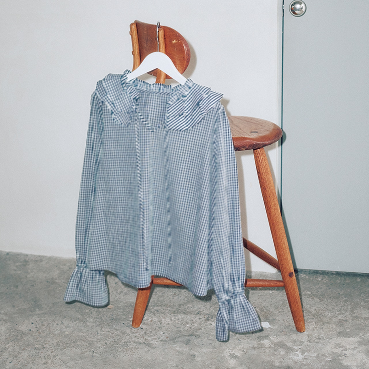 【BASEMENT online（ベースメントオンライン）】ブラウス　¥4400