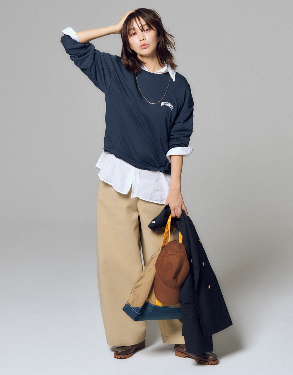 【PROTAGONISTA（プロタゴニスタ）】のロゴTシャツコーデ 蛯原友里さん