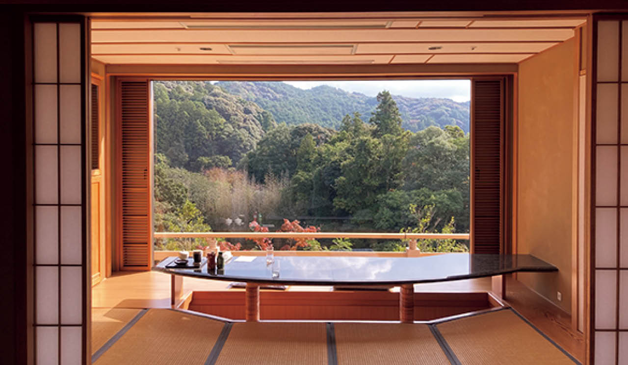 山口の長門湯本温泉へ。宿は大谷山荘。