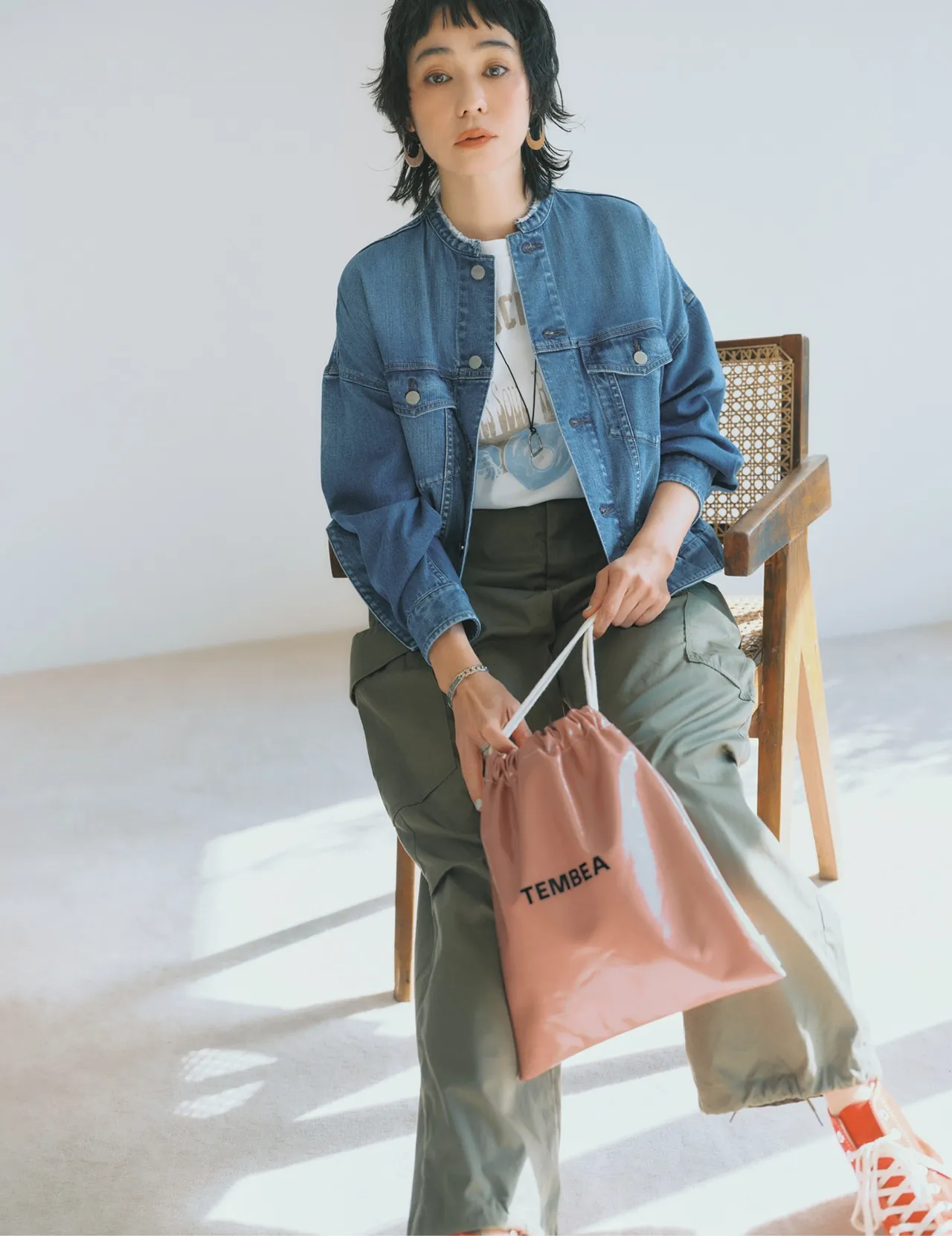 【ヘルシーデニム】「LEE別注 Short Cereal」×ワークパンツのコーデ