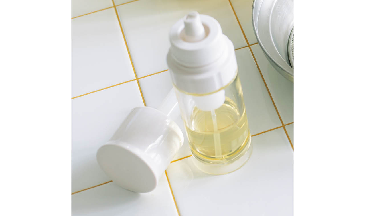 レック
オイルスプレー