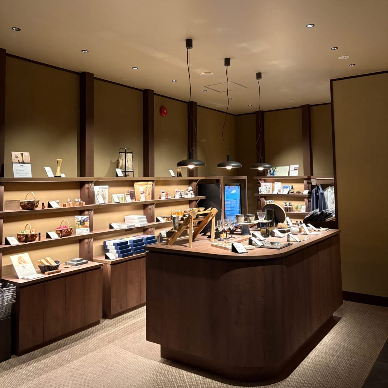 ふふ熱海　スーベニールコーナー　お土産