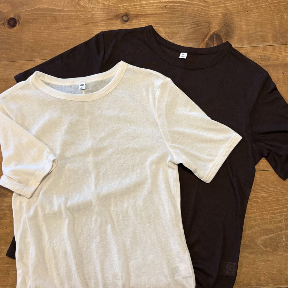 GU
ソフトシアークルーネックT