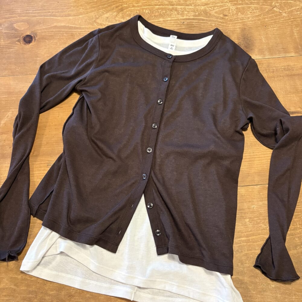 GU
ソフトシアークルーネックT