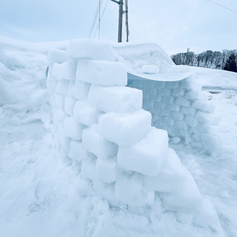 ニセコ 雪遊び イグルー