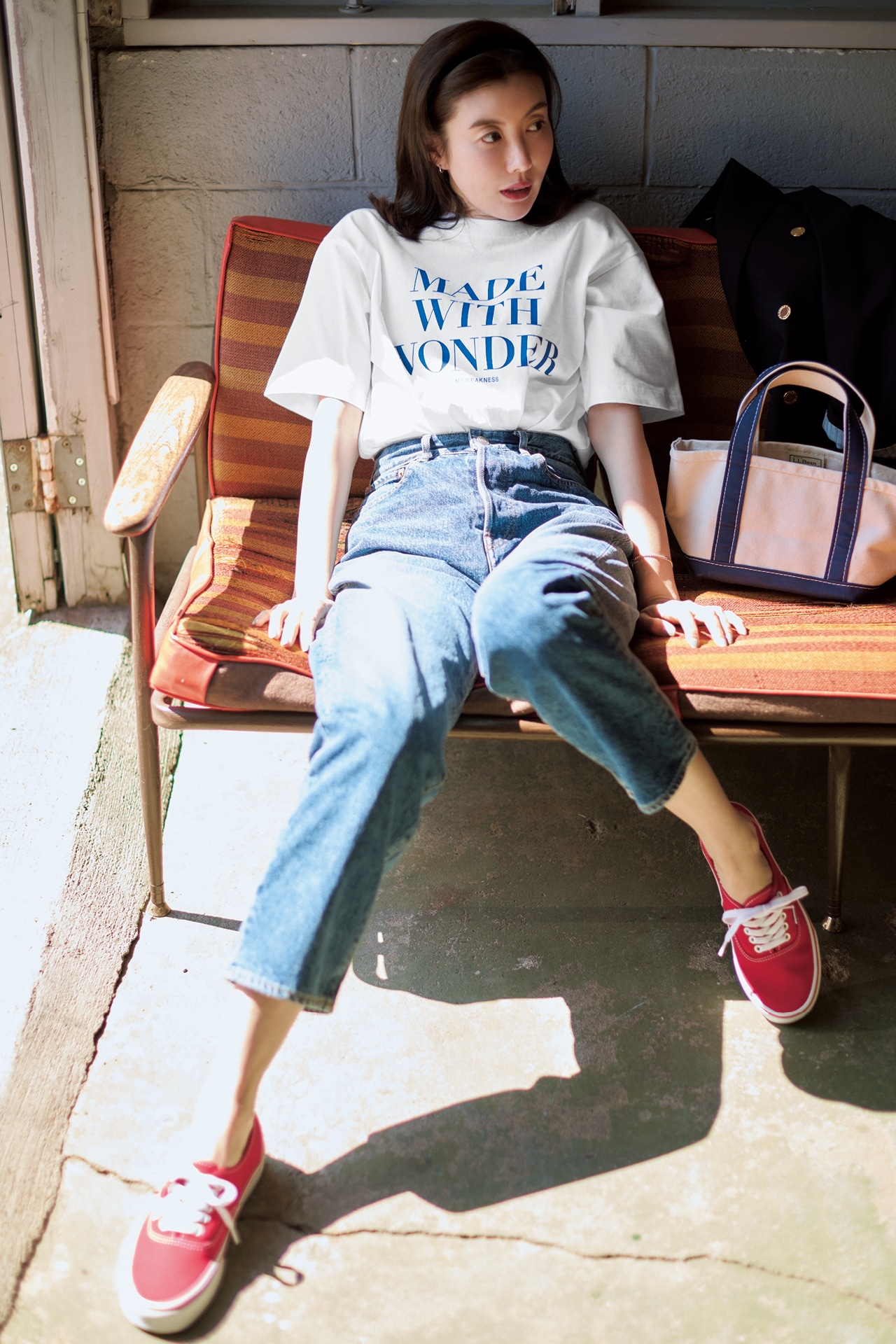 ともさかりえさんの20th Anniv. LEE限定 MY WEAKNESS（マイ ウィークネス）【洗える】【LEEマルシェ20th別注】M.W.WT（ロゴTEE）のコーデ