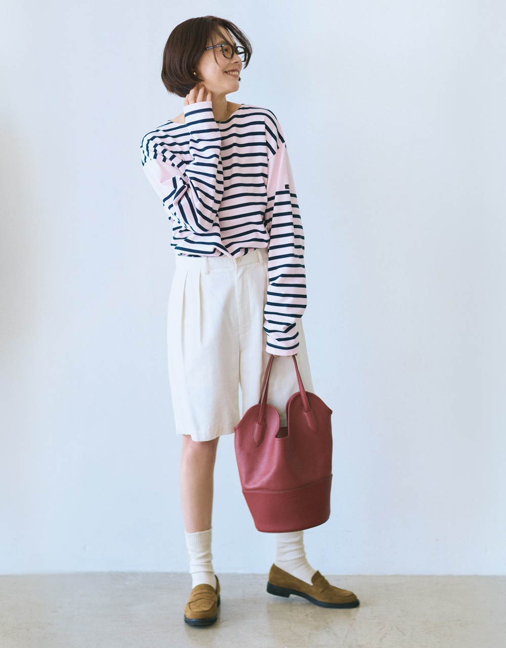 浅見れいなさんハーフパンツコーデ