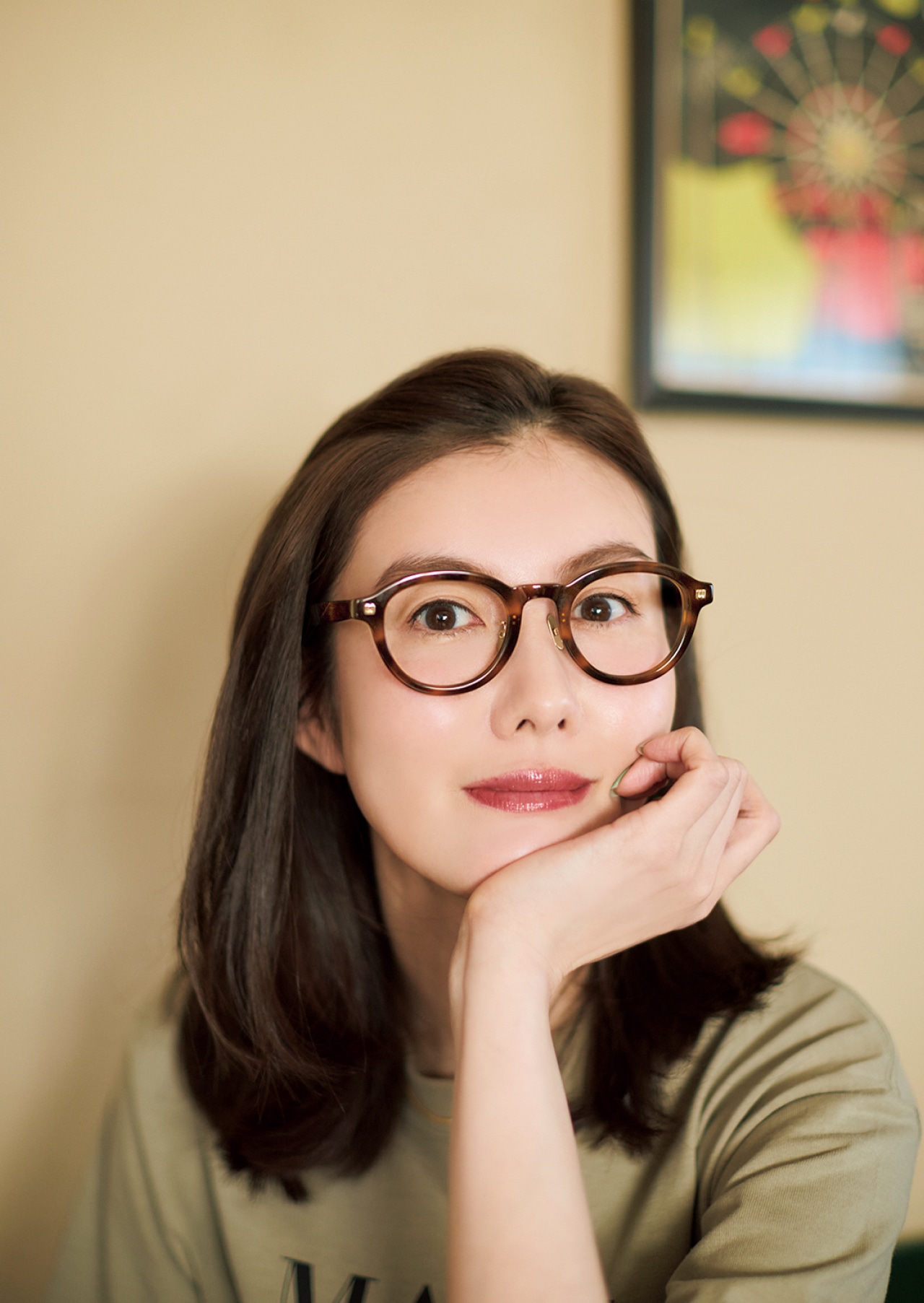 MY WEAKNESS（マイ ウィークネス）M.W.W GLASSES（メガネ）をかけたともさかりえさん