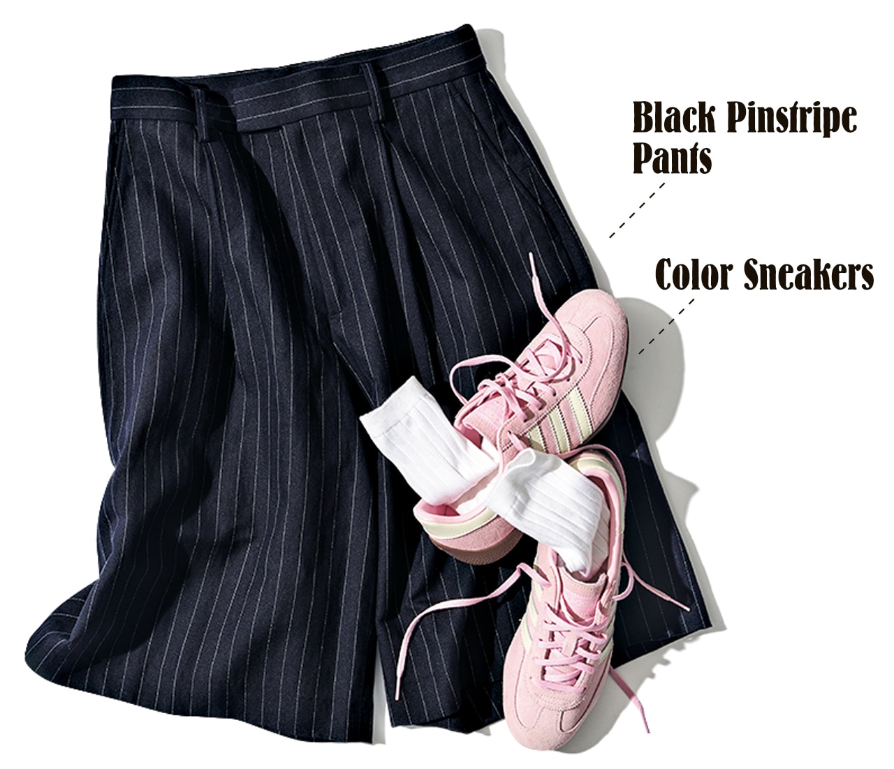 フィル ザ ビルのハーフパンツ×アディダスのカラースニーカー