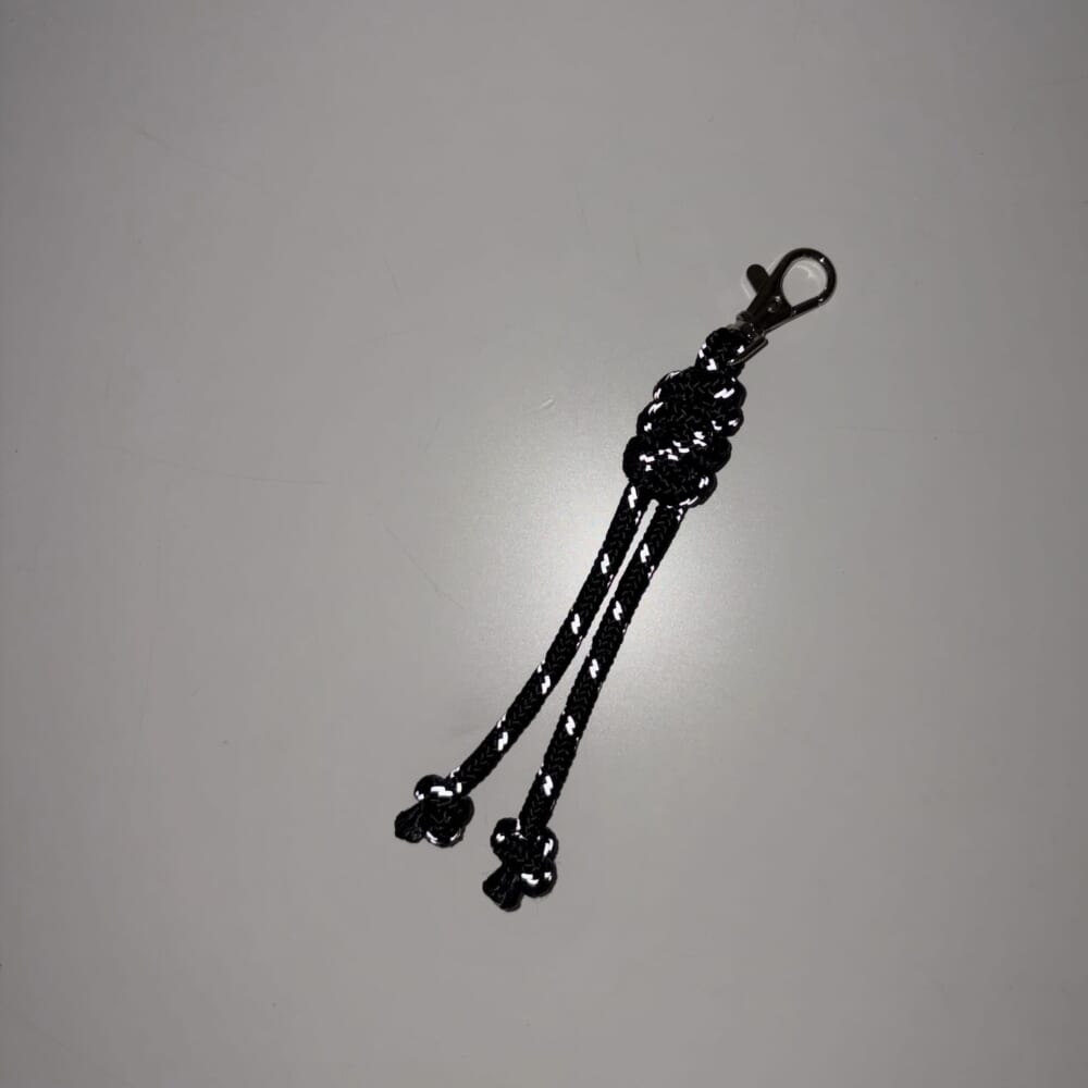 セリア　パラコード　スネークノット