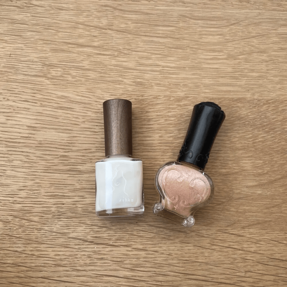 rihka「blanc（ブラン）」、アナスイのネイル