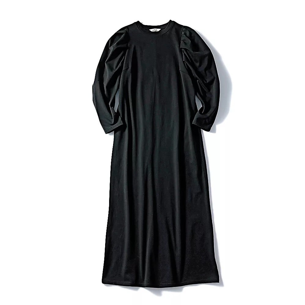 Oblada
【LEE別注】【洗える】SHIRRING DRESS
￥26,180