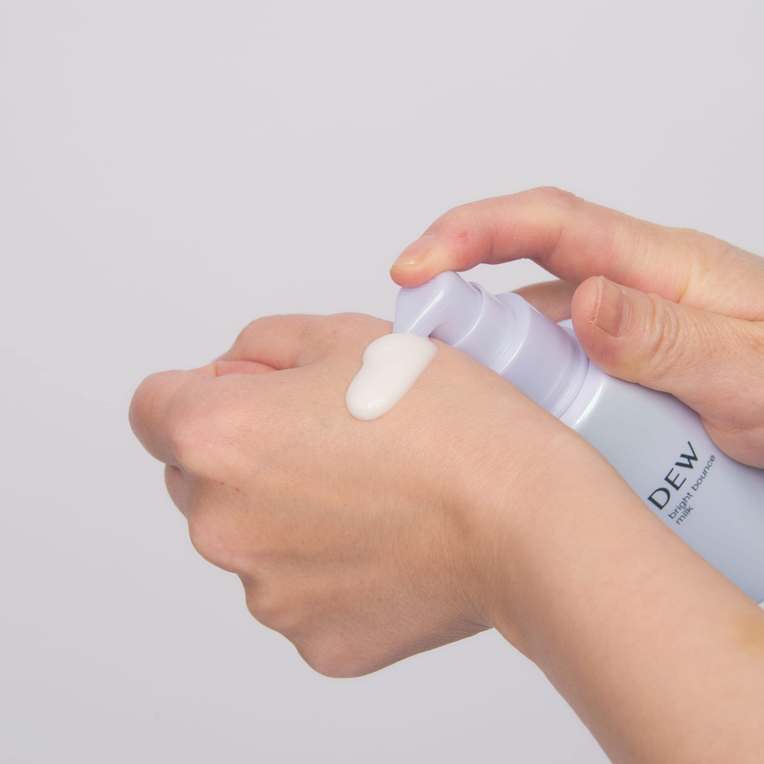 【ＤＥＷ】ブライトバウンスミルクを使ってみた！