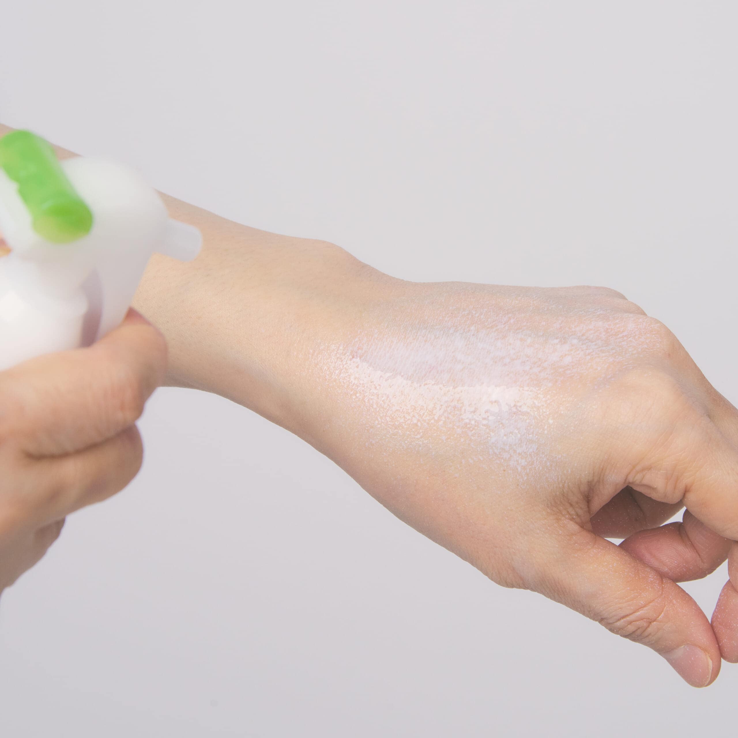 森の肌守り。UVミストを噴霧したところ。