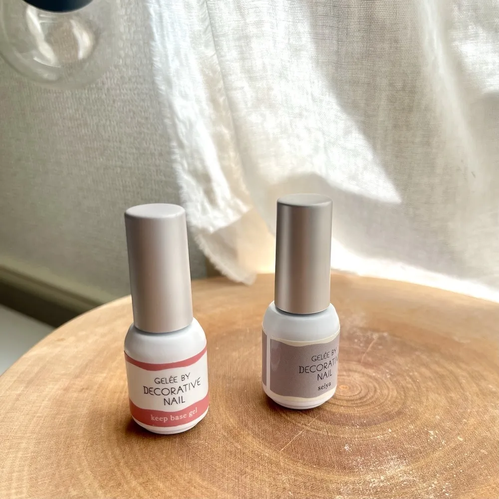 SHOBIDO「ジェリー バイ デコラティブ ネイル 03 星夜」「キープベースジェル」