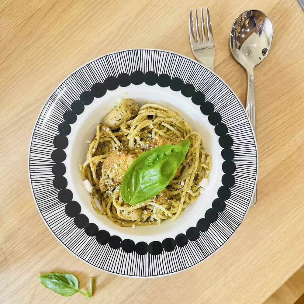 マリメッコ「シイルトラプータルハ ディーププレート 20cm」パスタで使用
