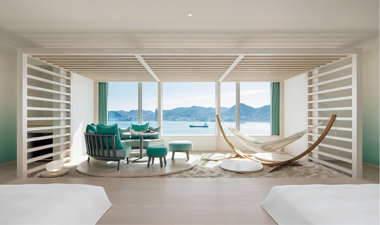 コンセプト「海峡のデザイナーズホテル」を体現した、広さ76㎡の特別感あふれるスイートルーム