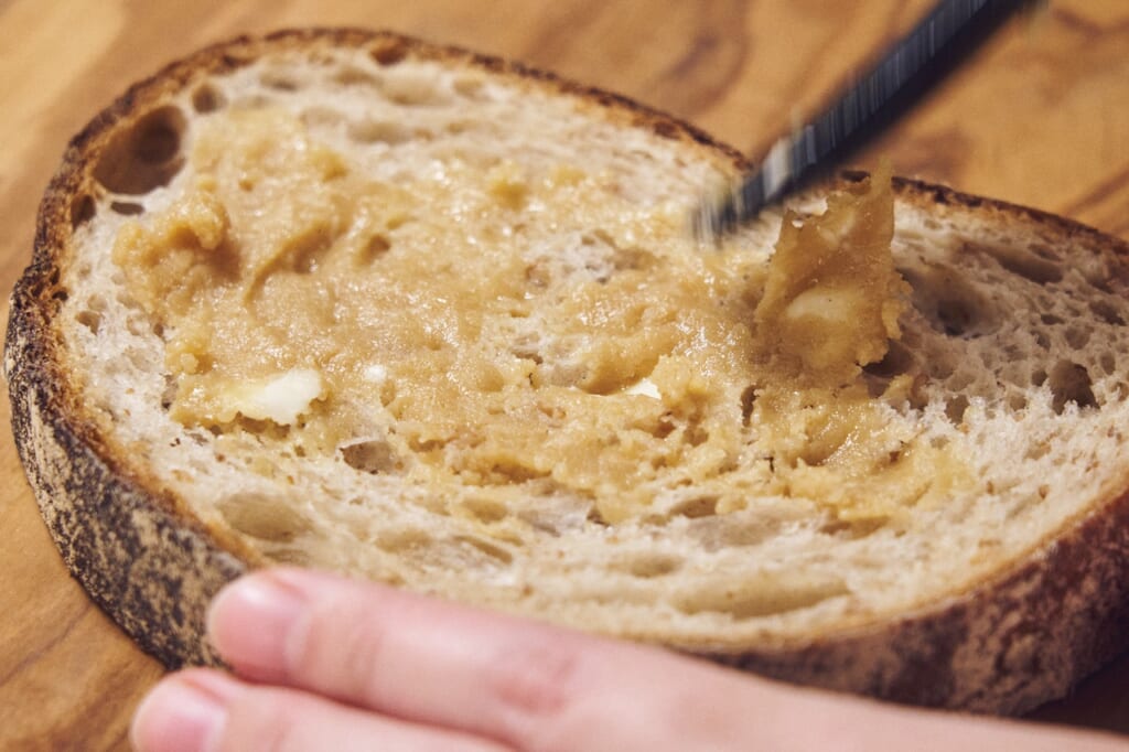 今井真実さん　ごまみそトースト