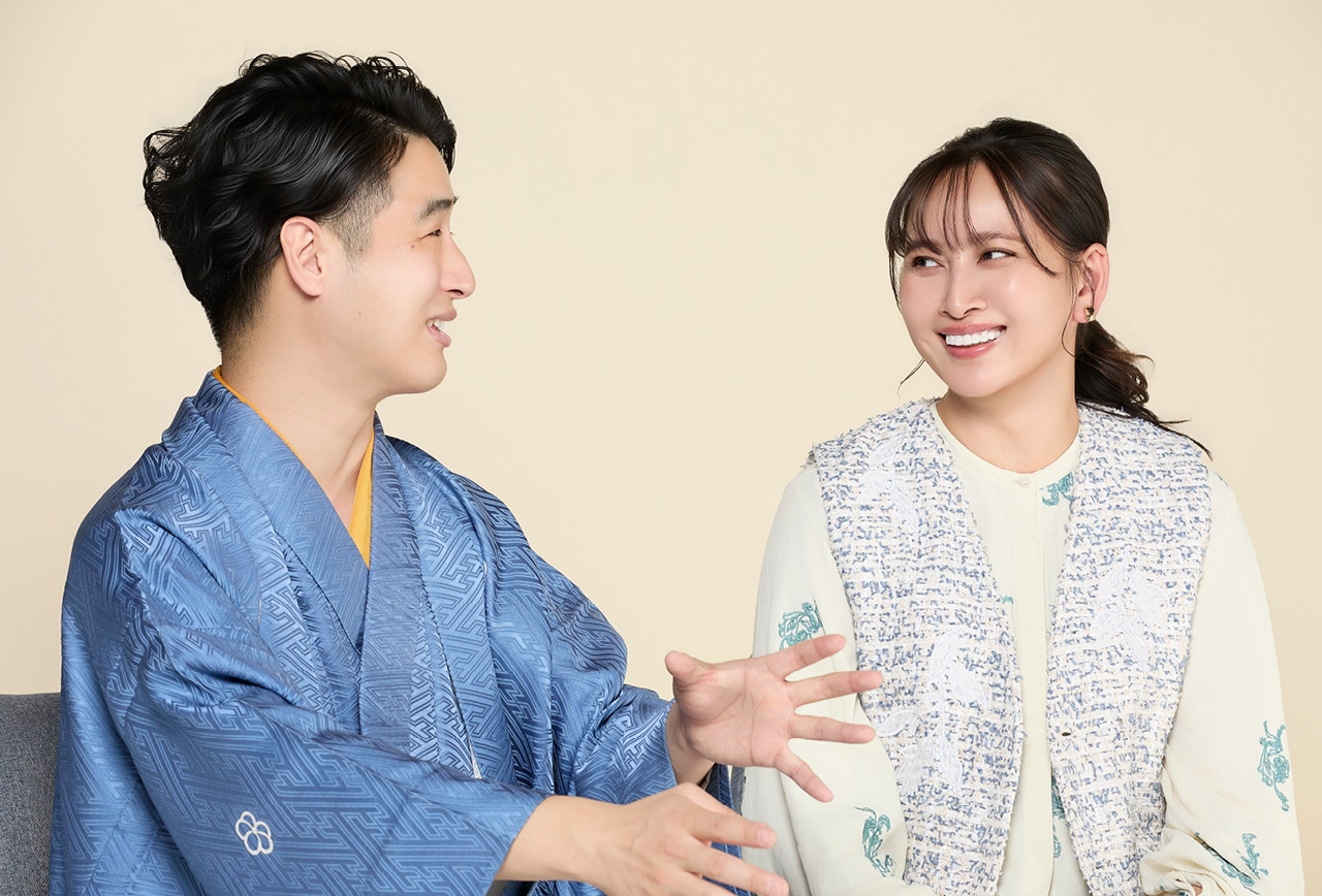 林家木久彦さんと加藤夏希さんが対談している様子1