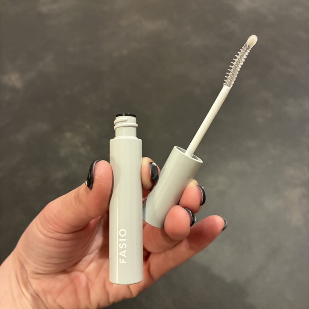 ファシオ　まつ毛美容液　プチプラ