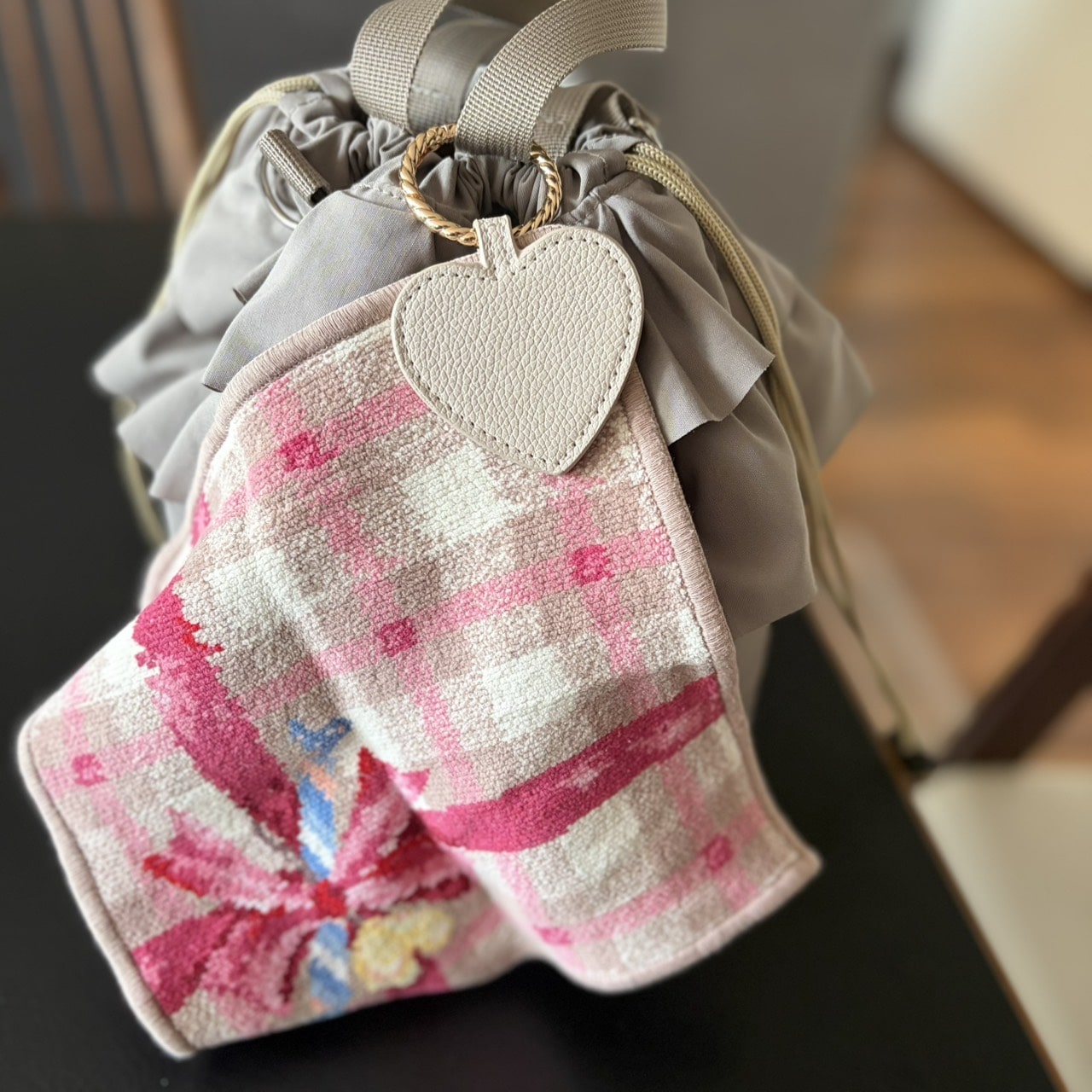 ハート
チャーム