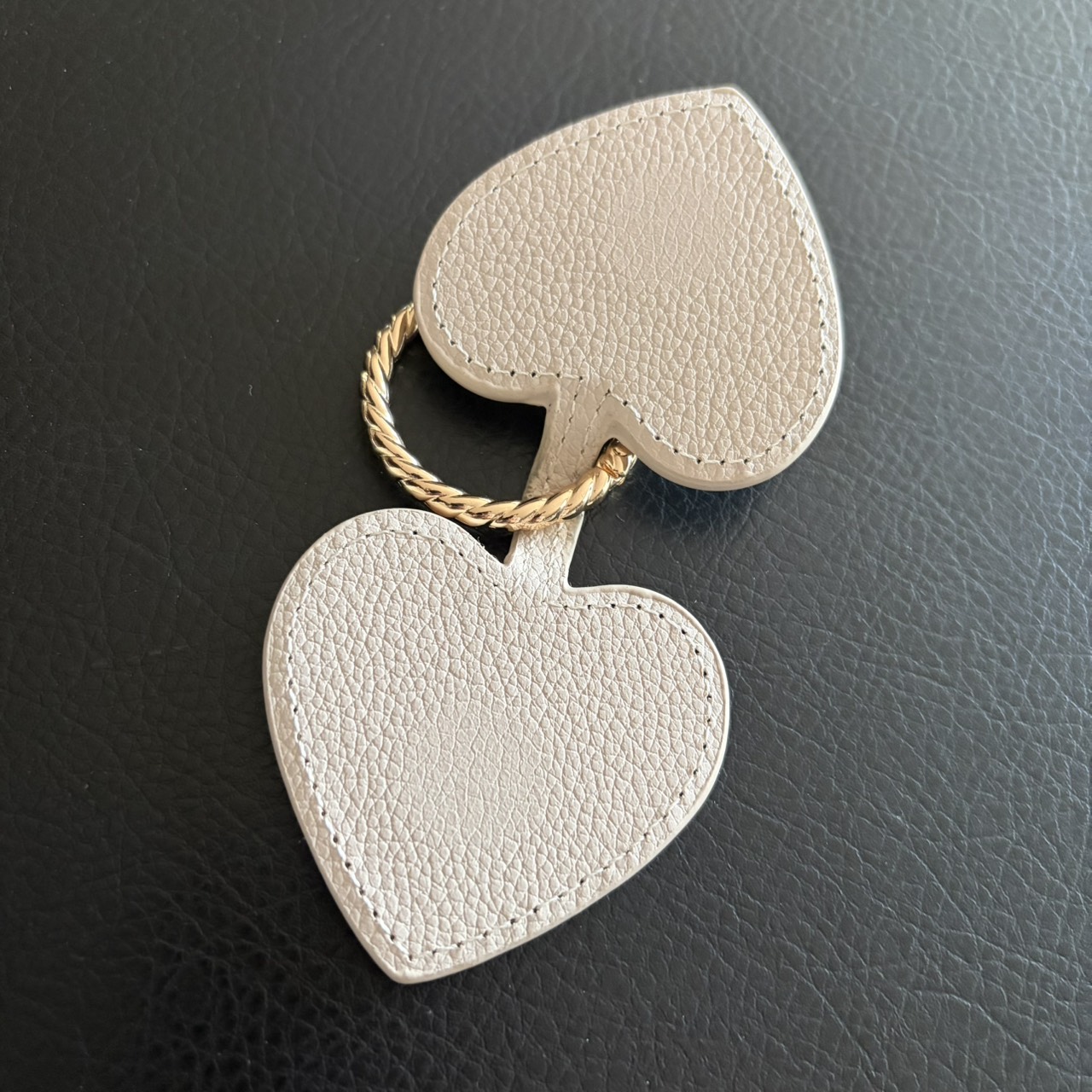 ハート
チャーム