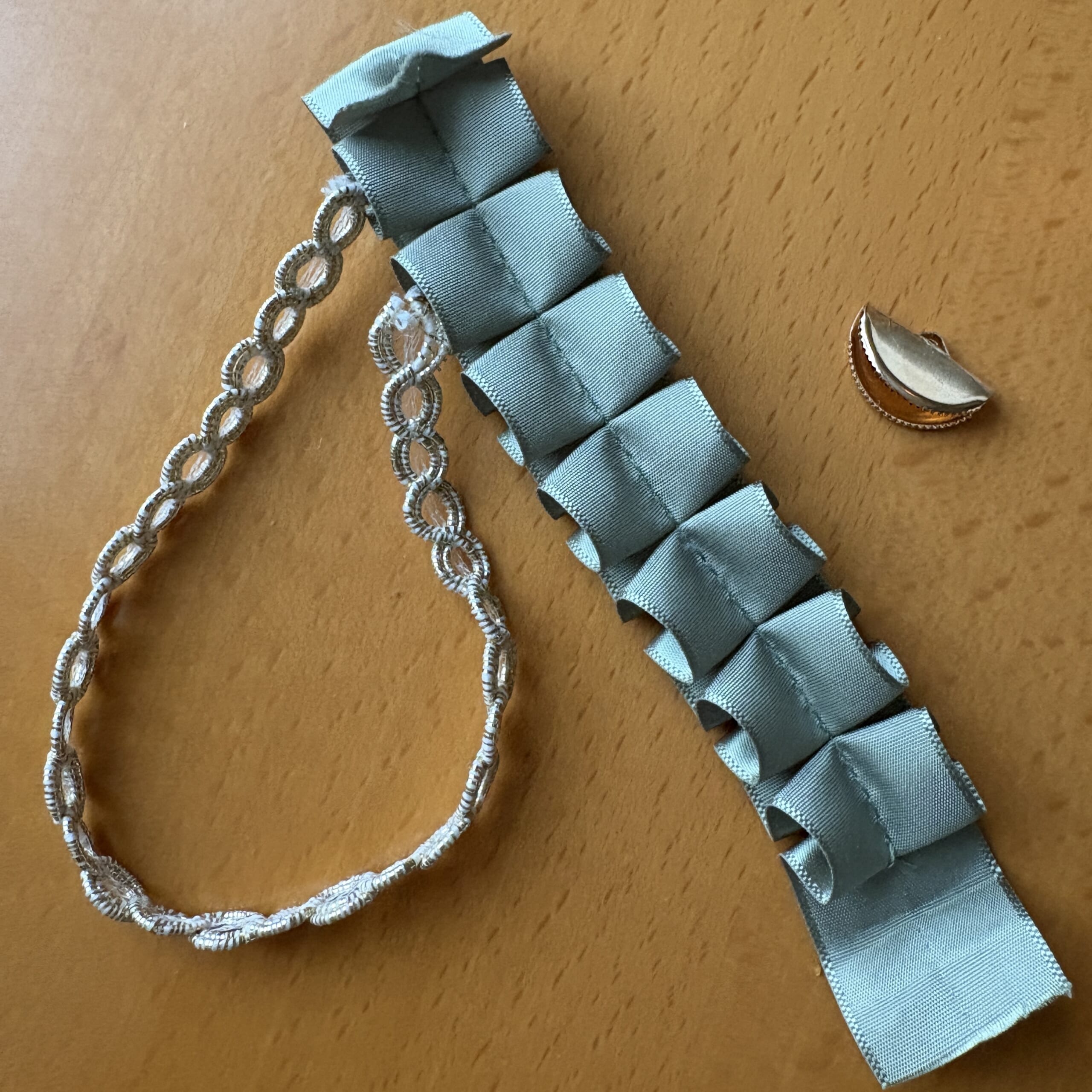 リボン　チャーム　セリア　手作り