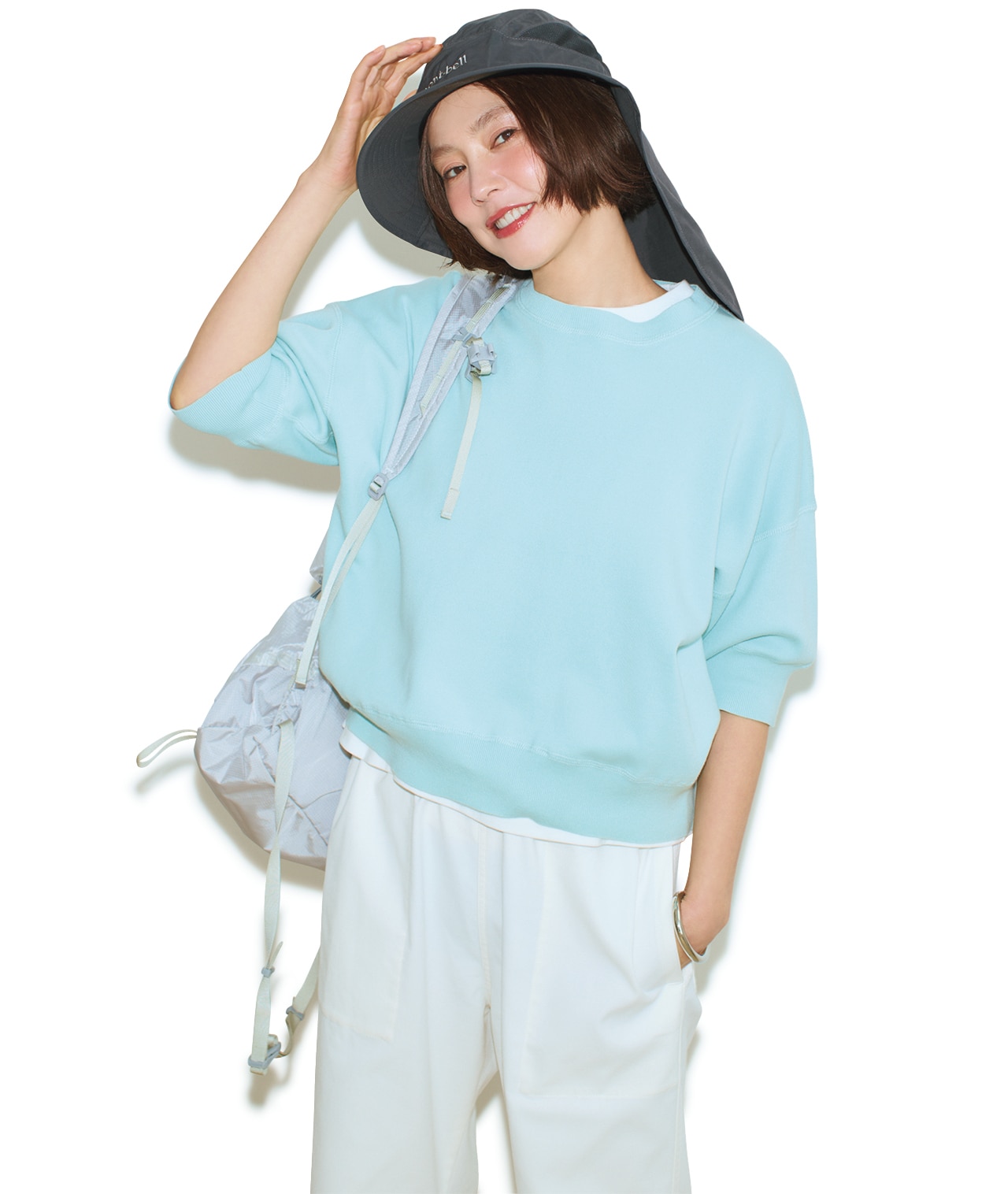 浅見れいなさんの20th Anniv. LEE限定 mont-bell(モンベル)【洗える】【撥水】【UVカット】【LEEマルシェ20th別注】シェードハットのコーデ