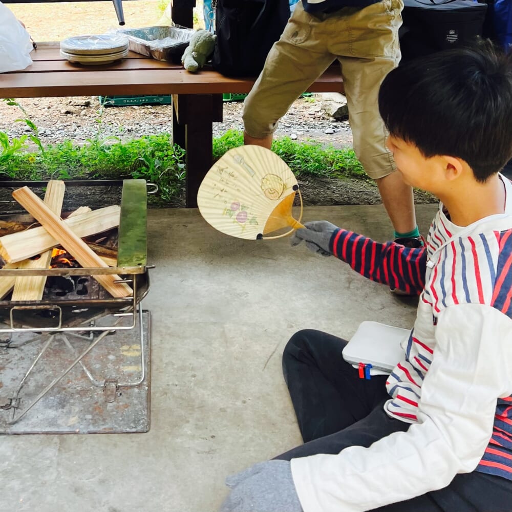 神奈川県南足柄市　丸太の森　バーベキュー場　BBQ　ピザ窯