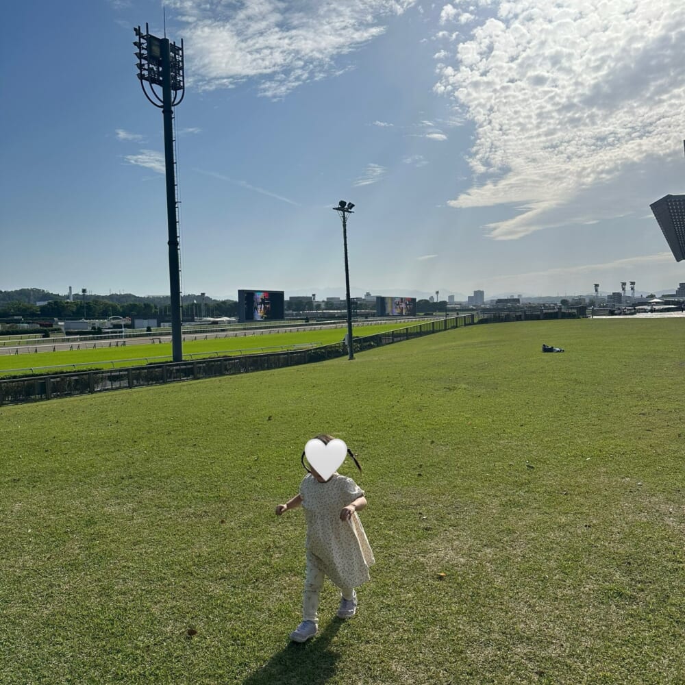 東京競馬場　子ども　遊び場