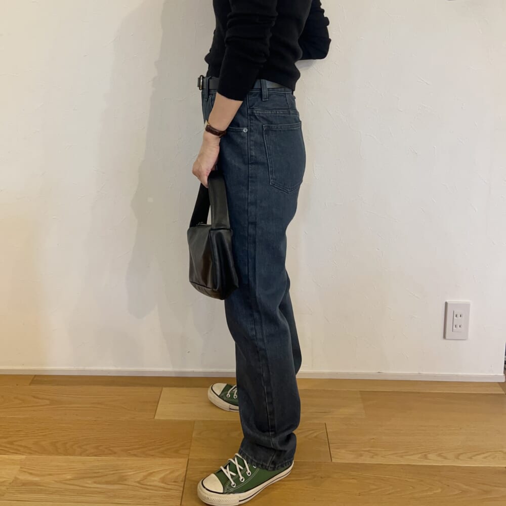 UNIQLOU ハイライズジーンズ