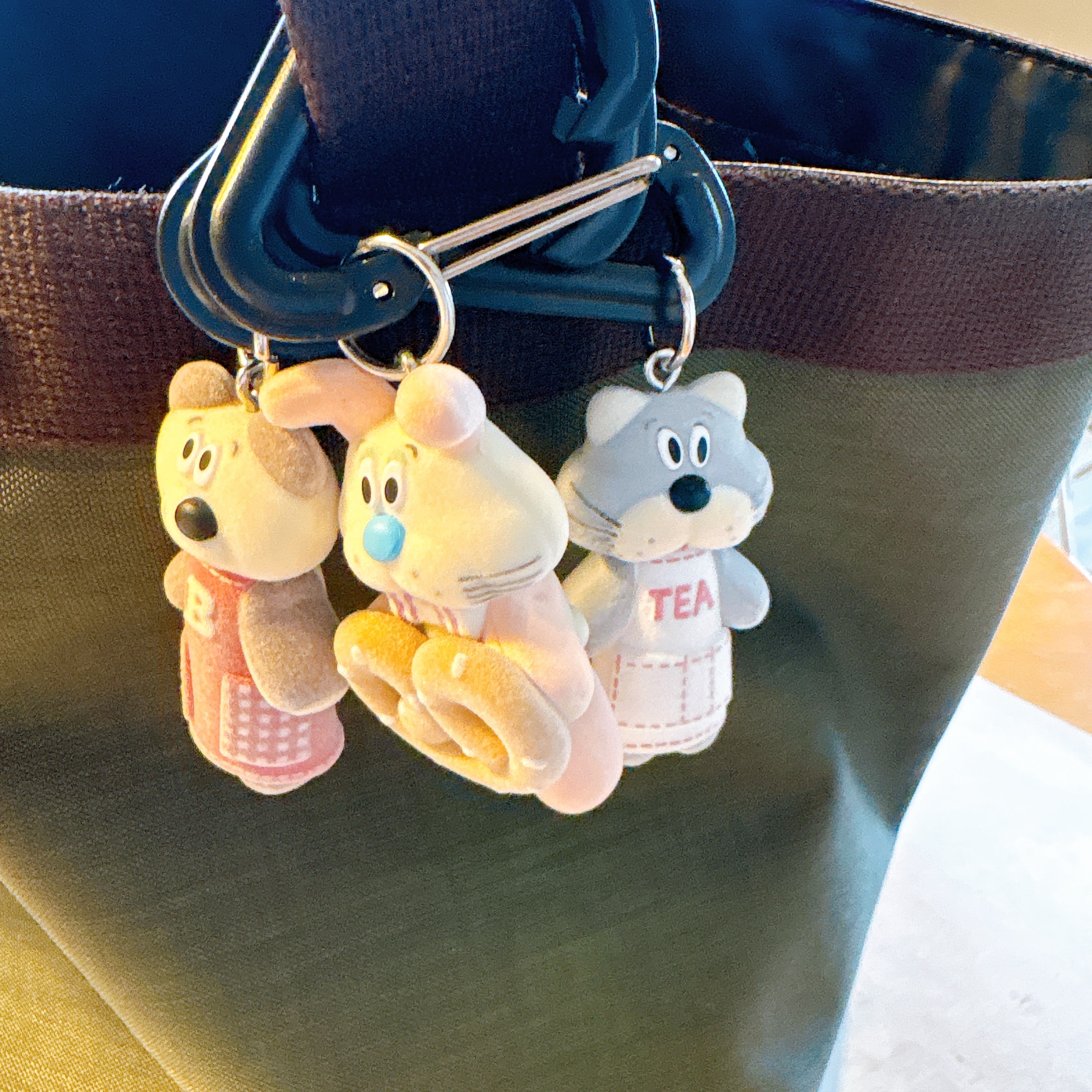 ICCHIファッションカラビナチャーム