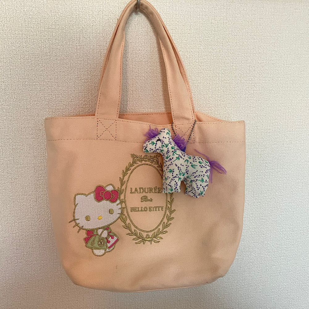 チャーム　ストラップ　ポニー