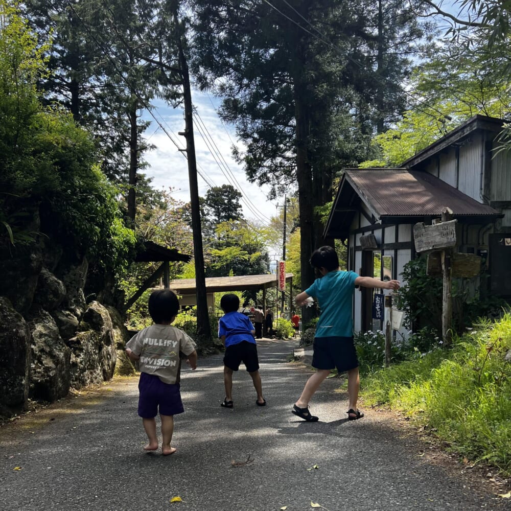 水辺コーデ　子供