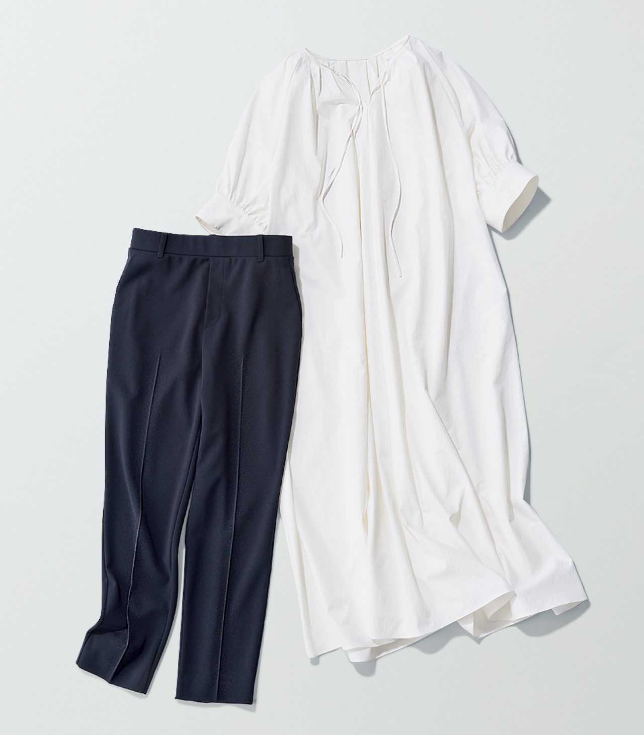 ワンピース￥13990・パンツ￥7990／アンフィーロ