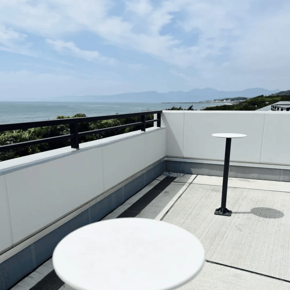 海辺の公園 ひらつかシーテラス　展望テラス