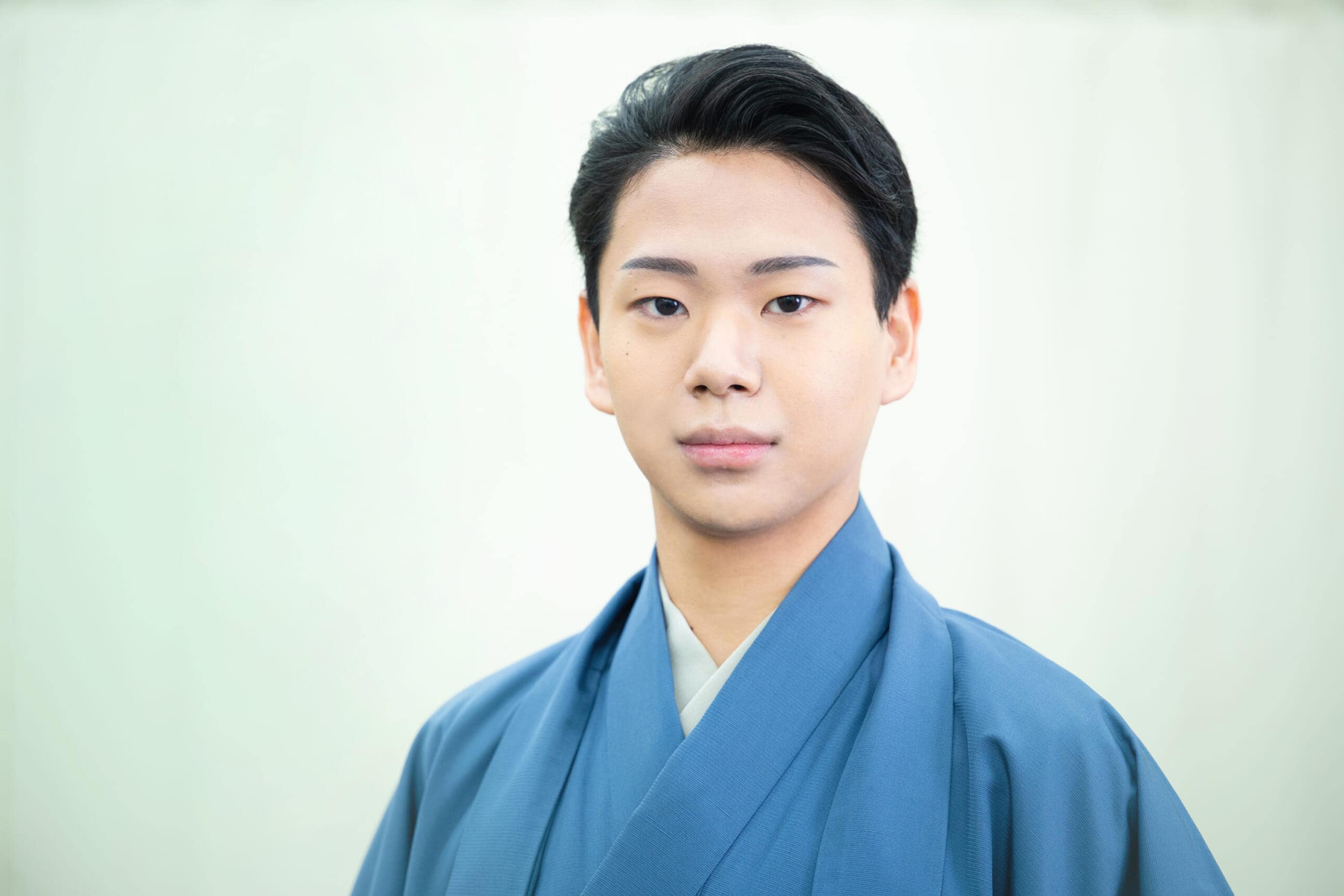 【新・尾上辰之助さんインタビュー】撮り下ろしポートレート　上半身