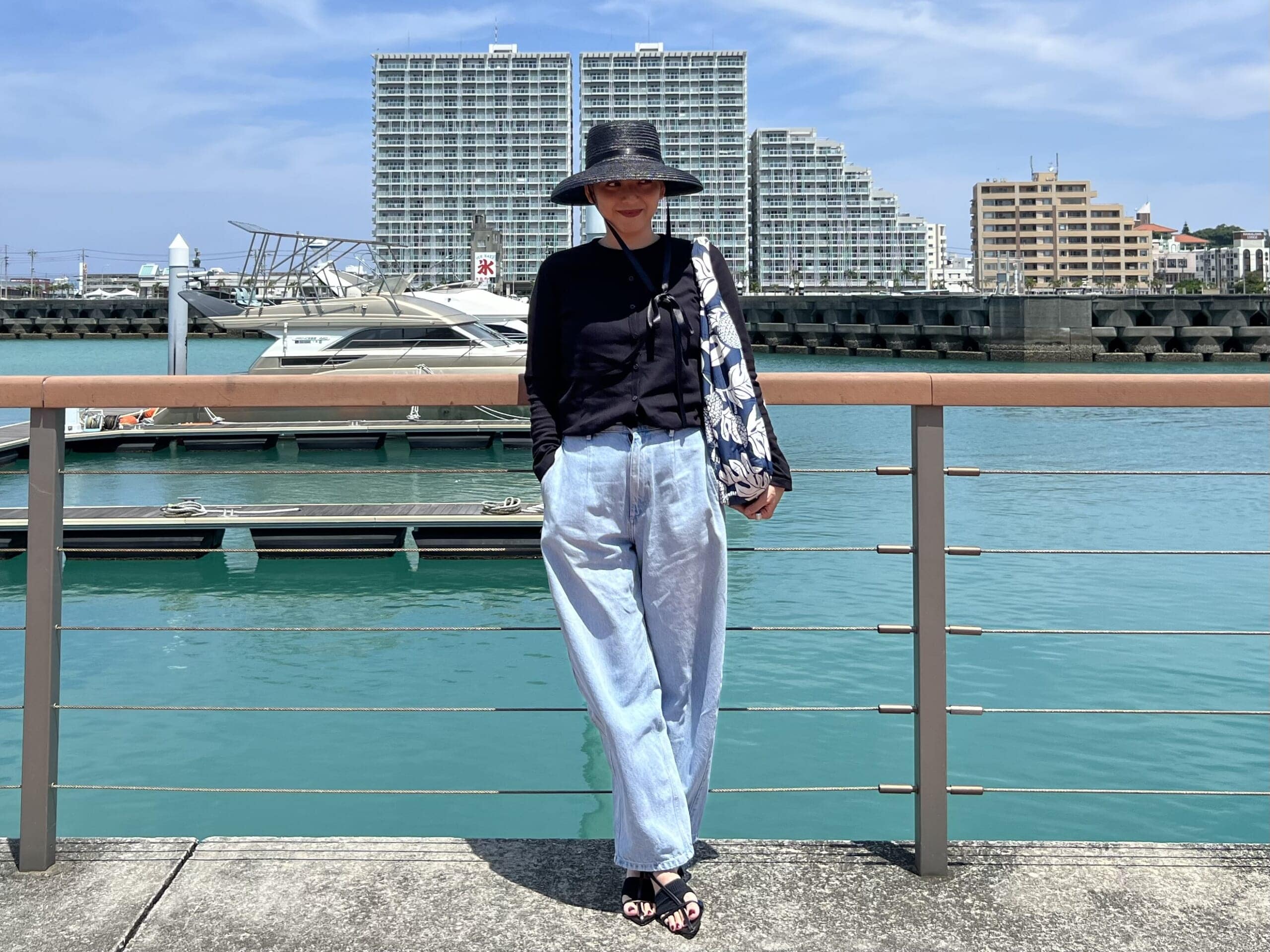 【ユニクロ】40代「ポインテールカーディガン」に頼った日【気温25℃の服装】