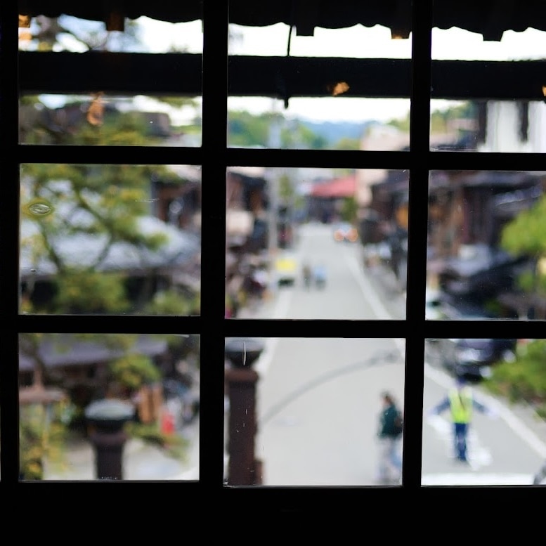 旧高山町役場 飛騨高山 古い町並み 食べ歩き