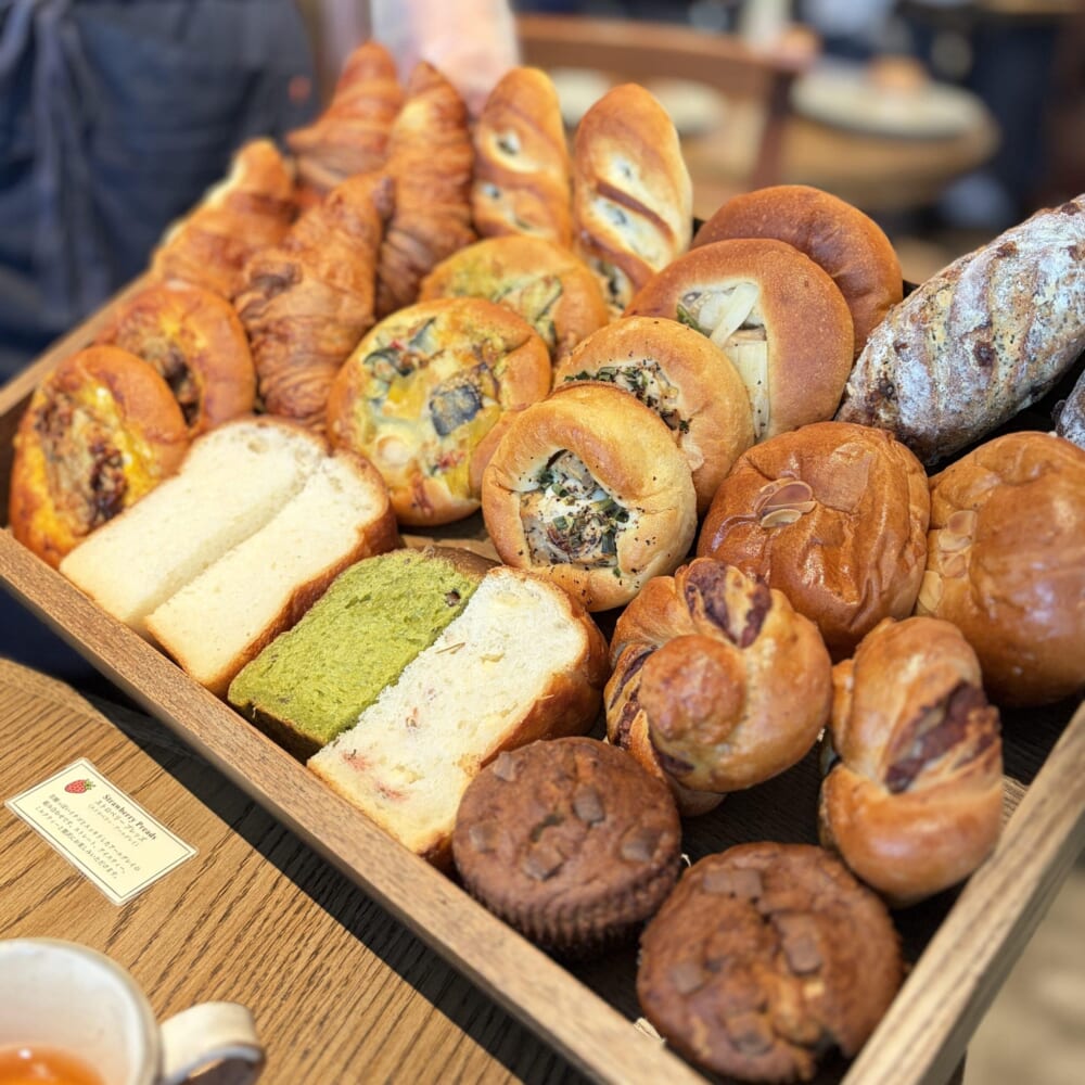 虎ノ門ヒルズ　flour+water パン