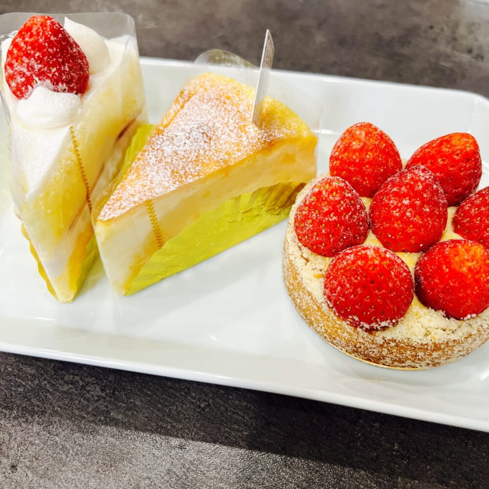 アンセプス　ケーキ
