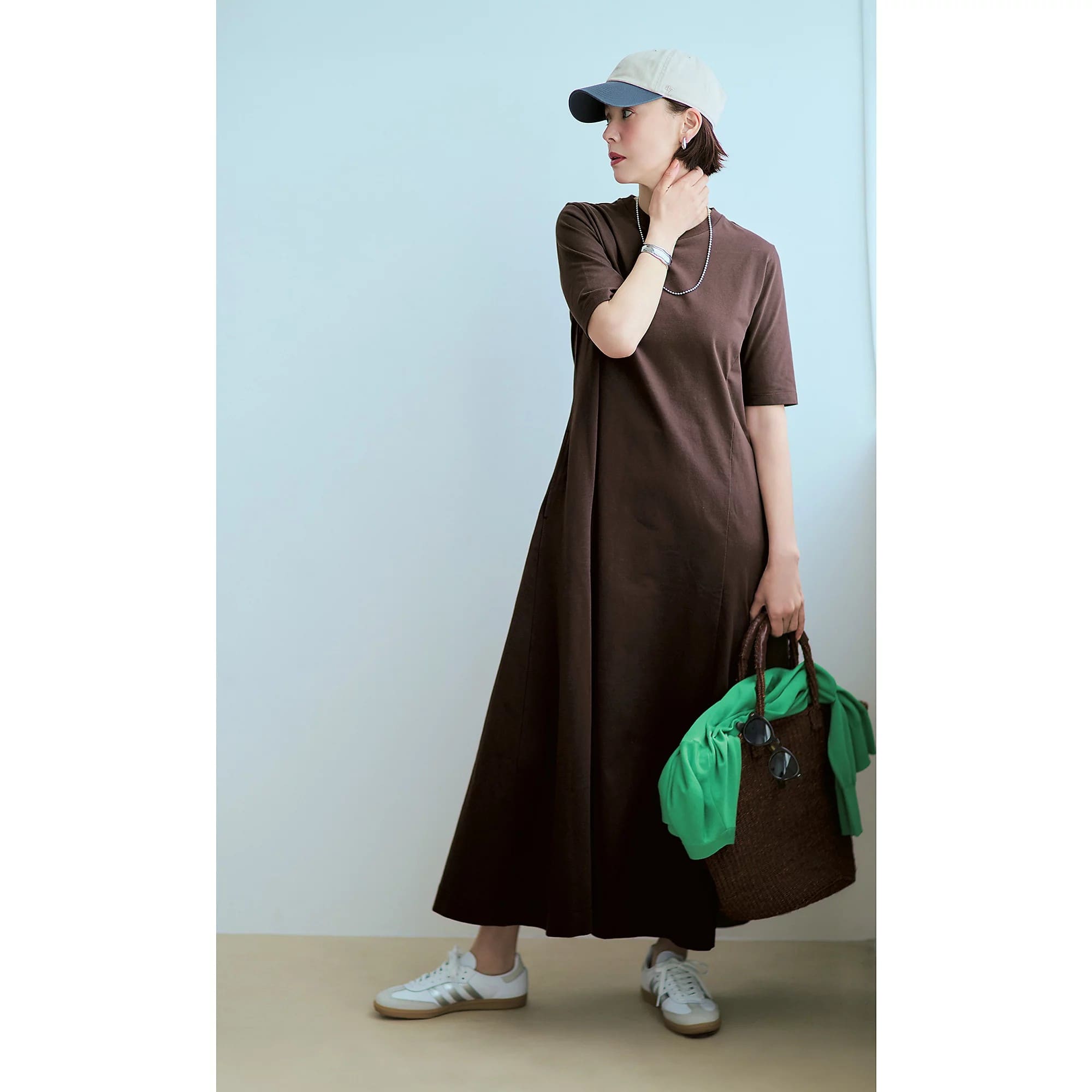 12closet
【洗える】【汗じみ軽減】フレアTワンピース
￥14,300