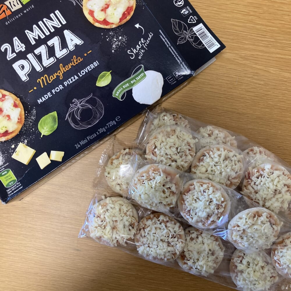 コストコ　ワンデーパス　ミニピザ