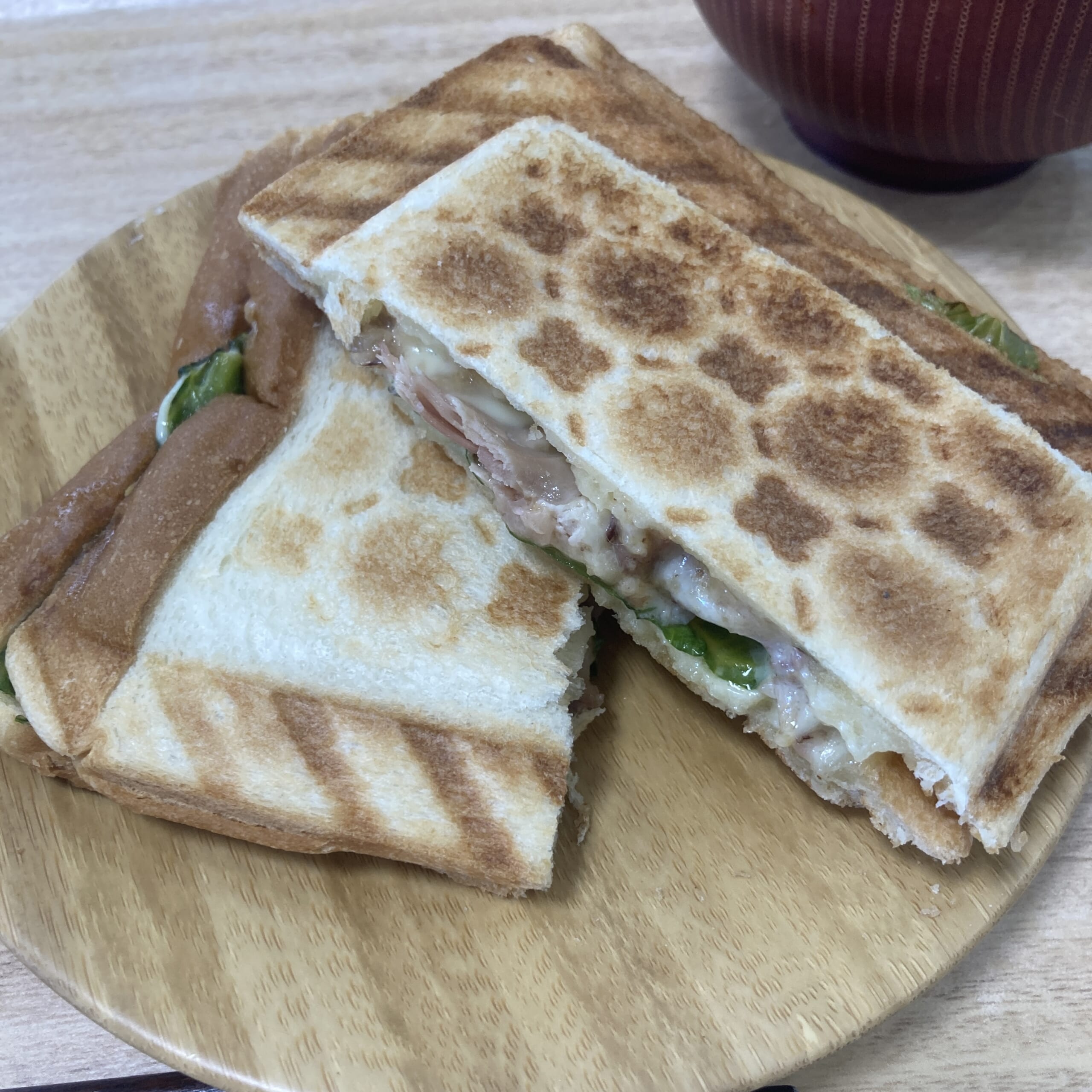 コストコ　ロティサリーチキン　ホットサンド