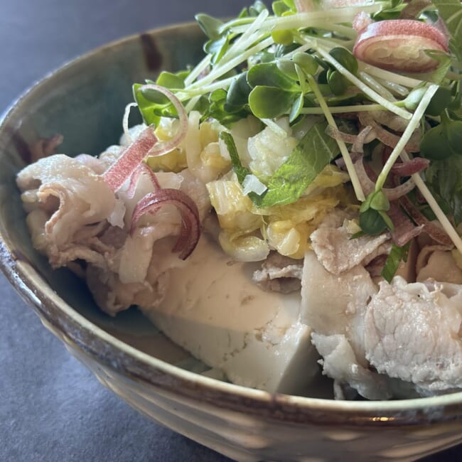長谷川あかりさんの「豚しゃぶの薬味ミックスがけ」