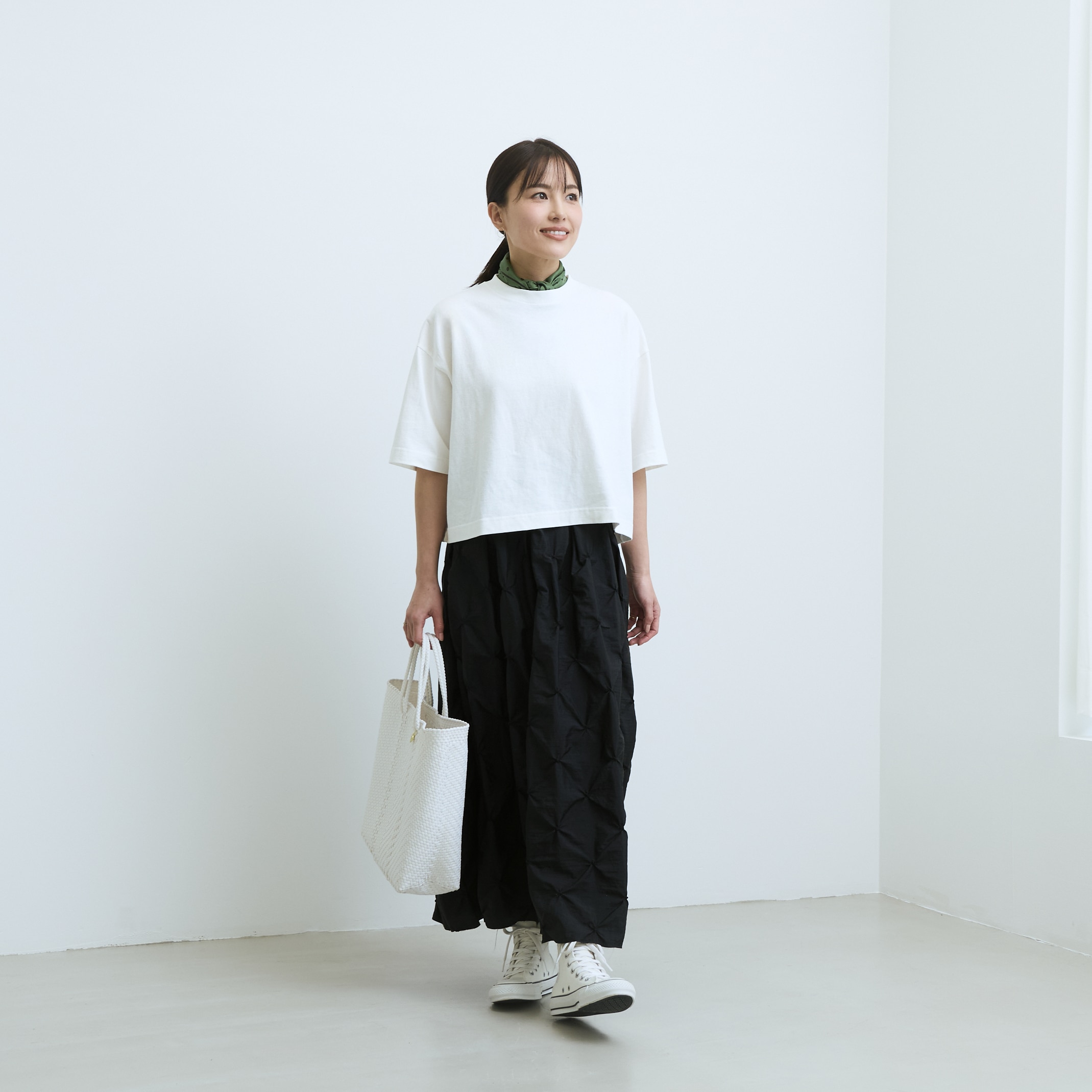 【気温25度の服装】最高・最低気温別！大人カジュアルコーデ
