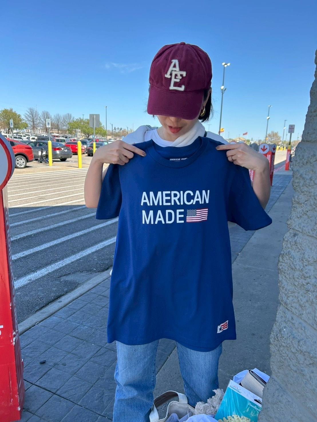 アメリカのスーパーで購入したロゴTシャツ