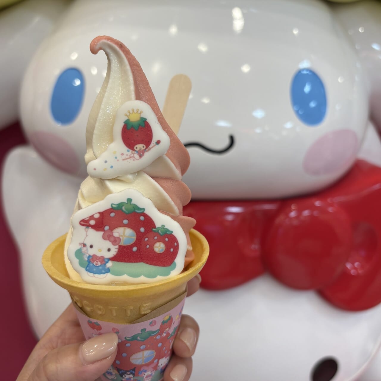 サンリオ ソフトクリーム お台場