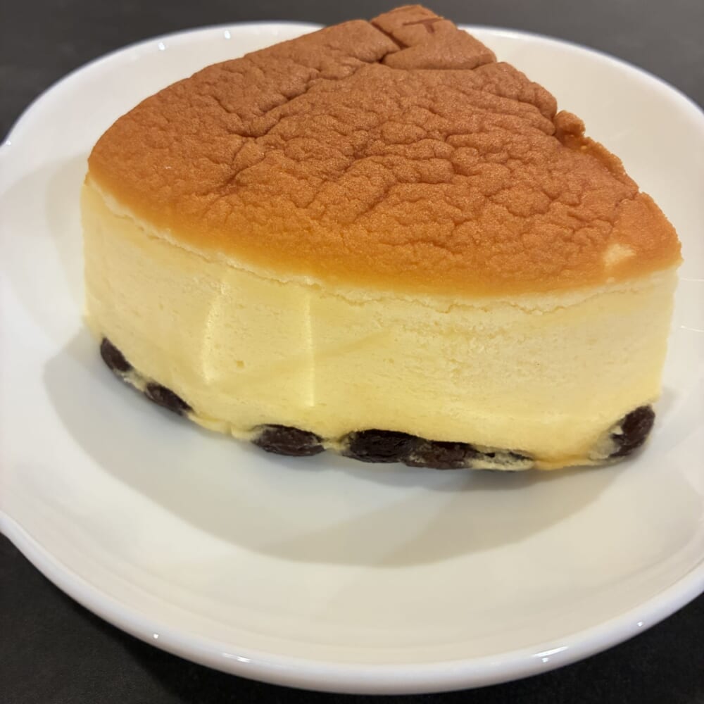 りくろーおじさんのチーズケーキ　新大阪駅